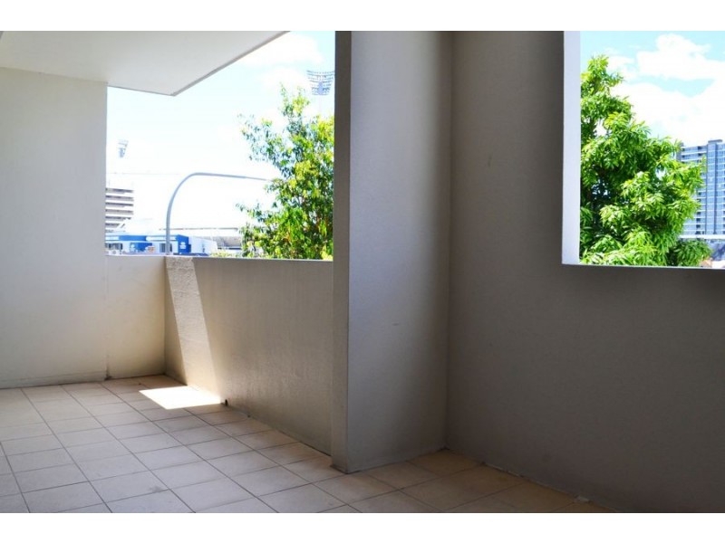 450/803 Stanley Street, Woolloongabba QLD 4102