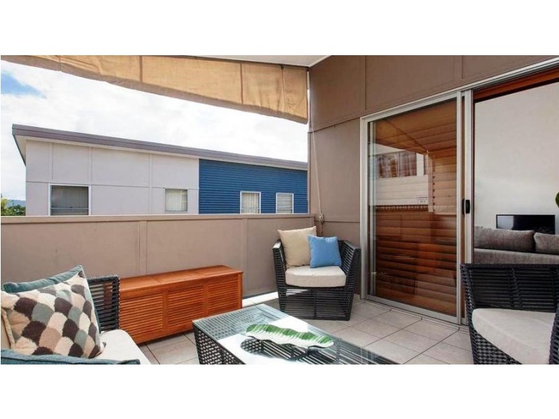 2/21 Hazelwood Street, Highgate Hill QLD 4101