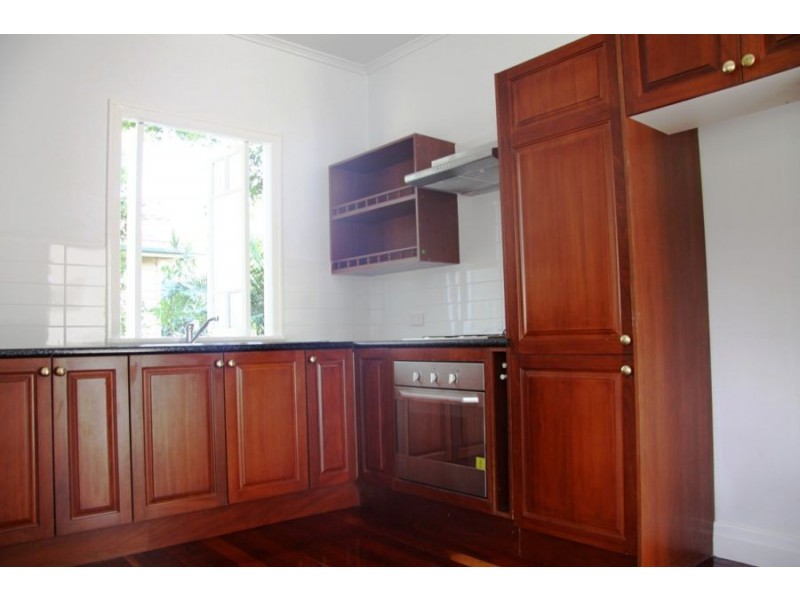 71-73 Victoria Street, Fairfield QLD 4103