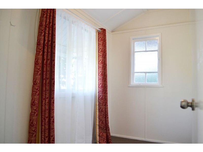 12 Ridge Street, Highgate Hill QLD 4101