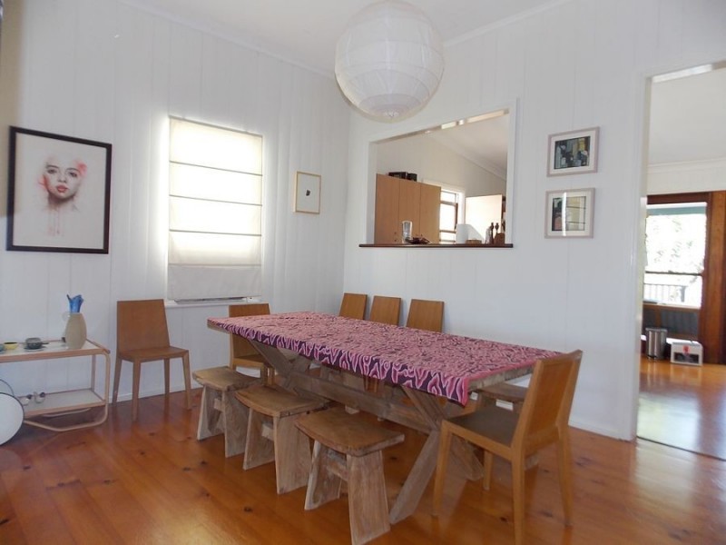 2 9 Gertrude Street, Highgate Hill QLD 4101