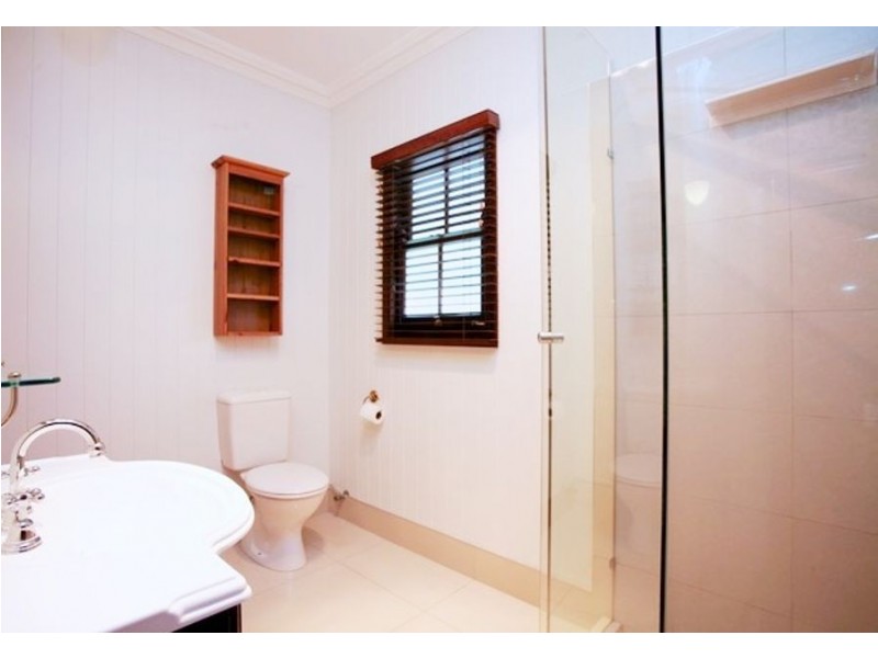 43B Dansie Street,, Greenslopes QLD 4120