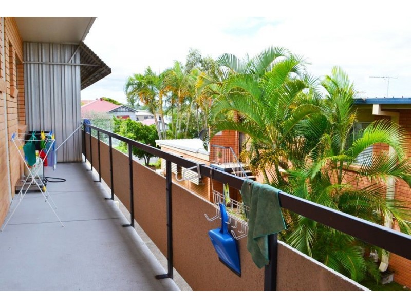 2/6 Mclay Street, Coorparoo QLD 4151