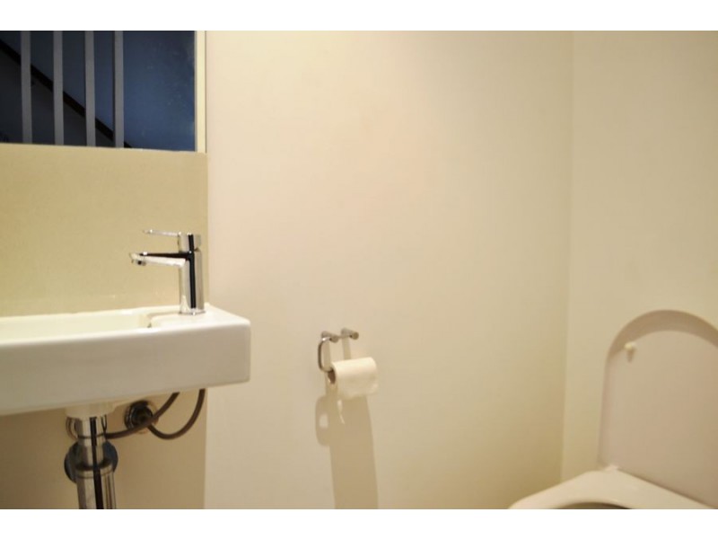 4a Colville Street, Highgate Hill QLD 4101