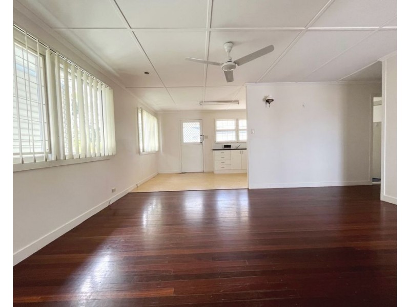 182 Dawson Road, Upper Mount Gravatt QLD 4122