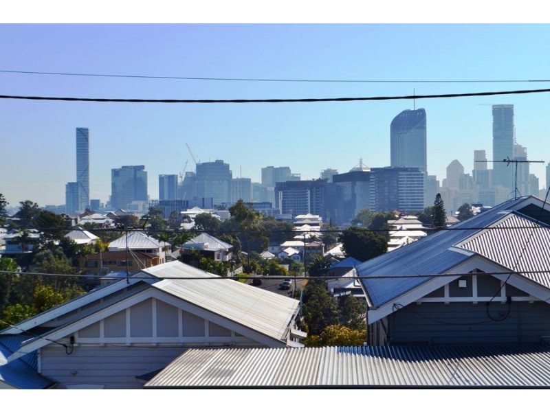 21 Rosary Crescent, Highgate Hill QLD 4101