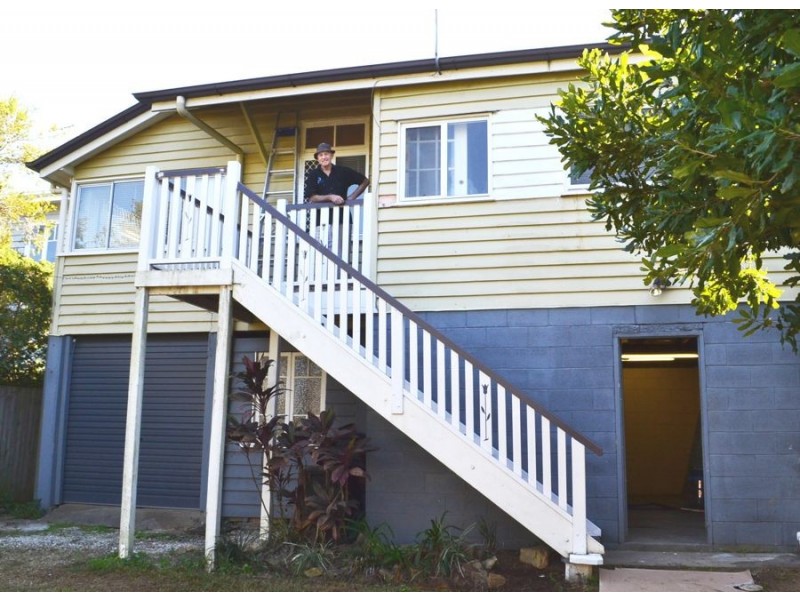 21 Rosary Crescent, Highgate Hill QLD 4101