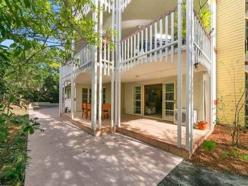 2/133 Gladstone Road, Highgate Hill QLD 4101