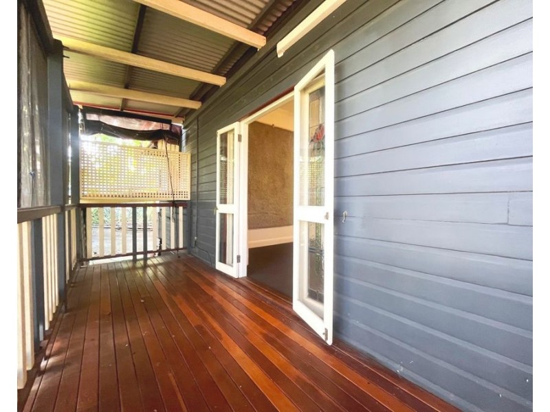18 Laurel Street, Highgate Hill QLD 4101