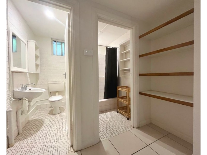 18 Laurel Street, Highgate Hill QLD 4101