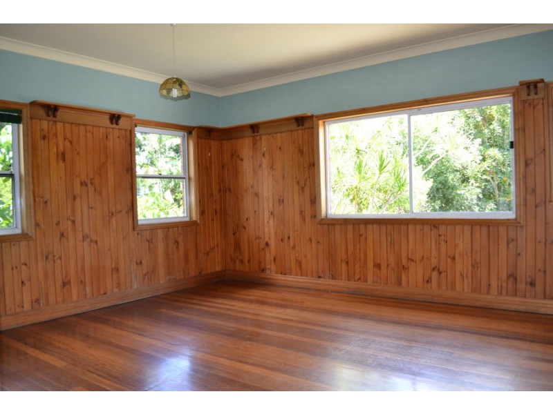 52 Fenton Street, Fairfield QLD 4103