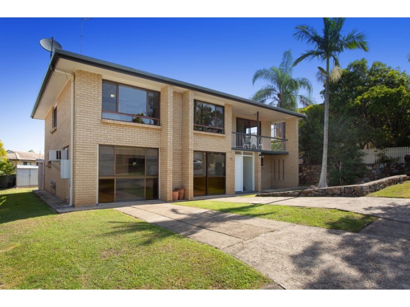 19 Honeysuckle Street, Mansfield QLD 4122