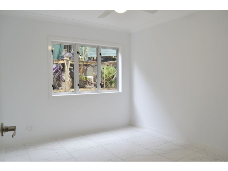 18 Pound Street, Dutton Park QLD 4102