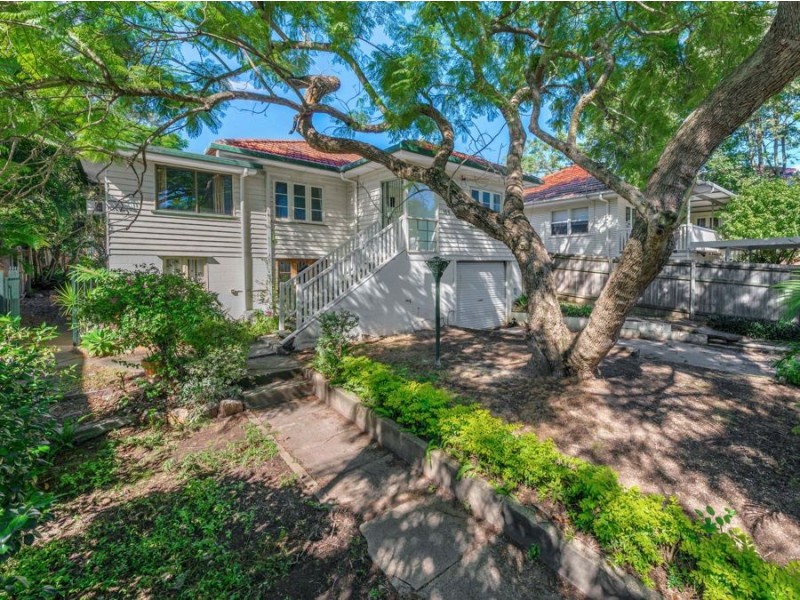 105 Hawthorne Road, Hawthorne QLD 4171