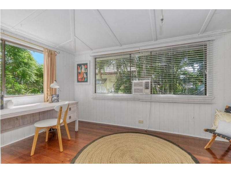 105 Hawthorne Road, Hawthorne QLD 4171