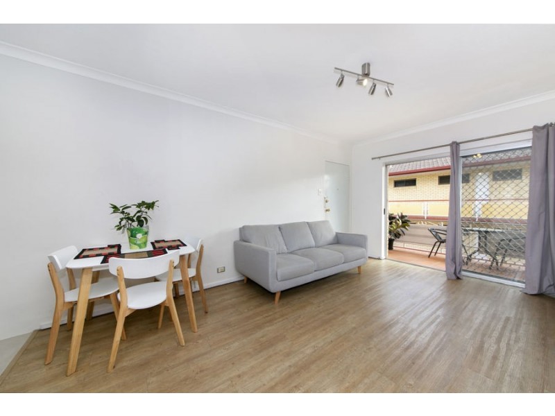 7/28 Kitchener Street, Coorparoo QLD 4151