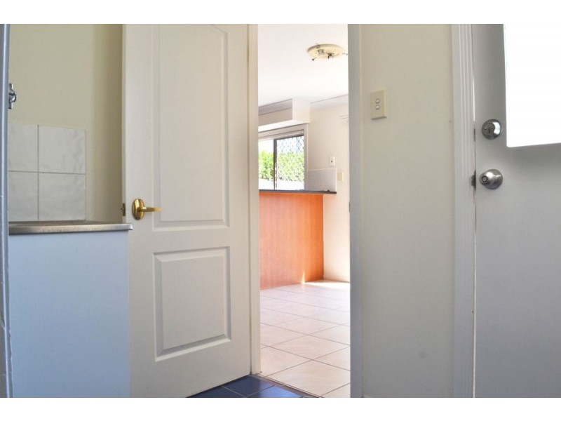 2/81 Grosvenor Street, Morningside QLD 4170