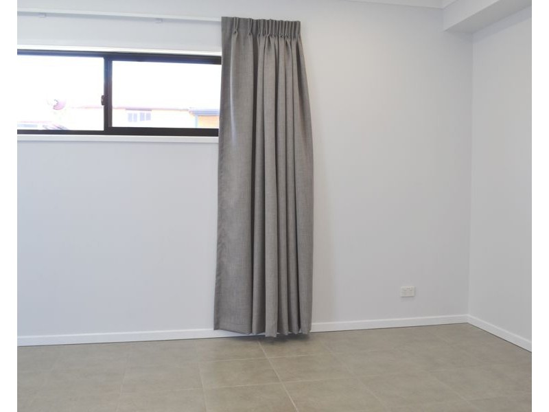 4c Colville Street, Highgate Hill QLD 4101