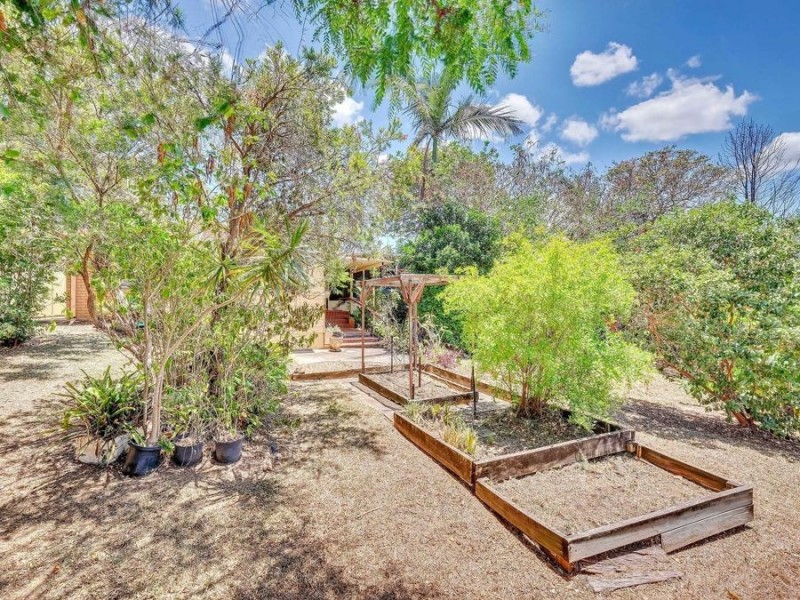 27 Sunata Street, Shailer Park QLD 4128