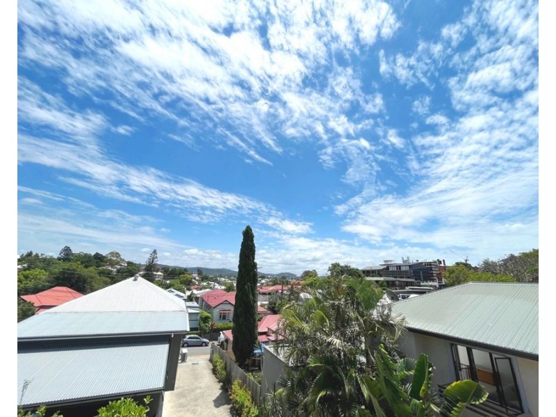 4 Colville Street, Highgate Hill QLD 4101