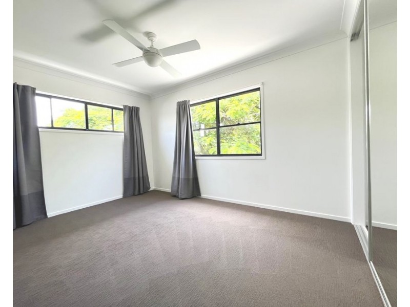 4 Colville Street, Highgate Hill QLD 4101