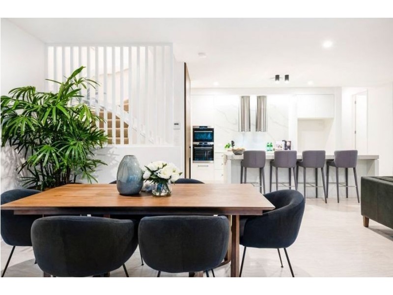 35 Smith Street, Cannon Hill QLD 4170