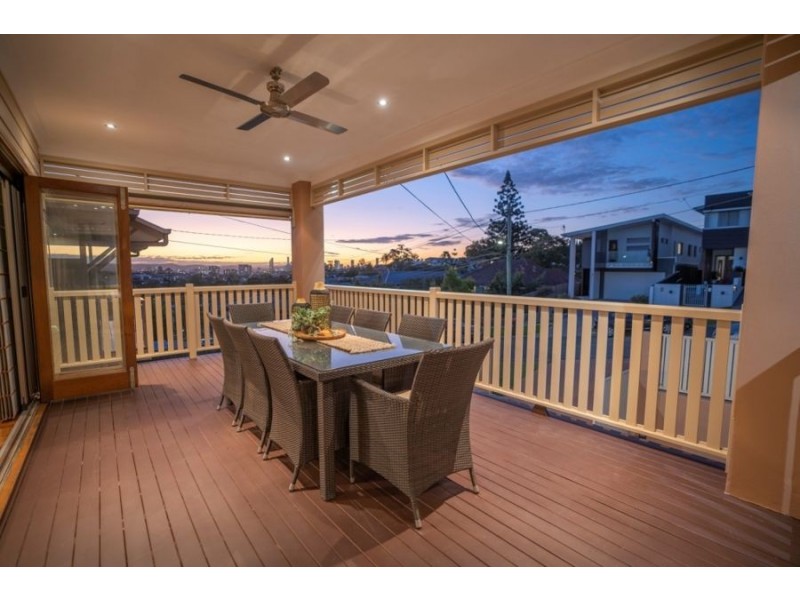 73 Greens Road, Coorparoo QLD 4151