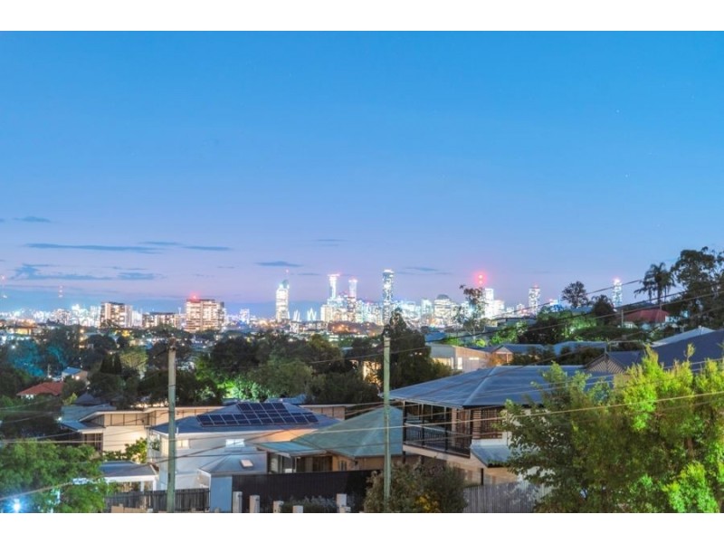 73 Greens Road, Coorparoo QLD 4151