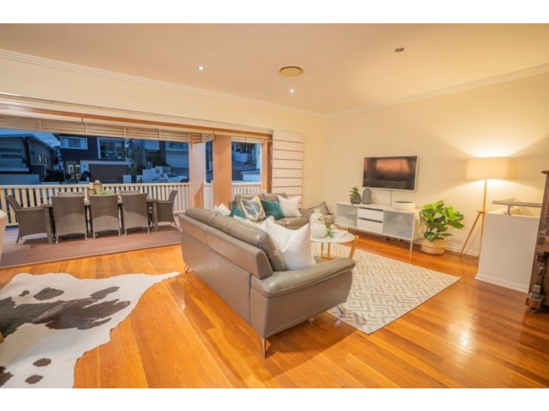 73 Greens Road, Coorparoo QLD 4151