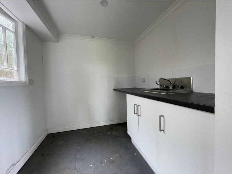 15 Lamrock Street, Holland Park QLD 4121