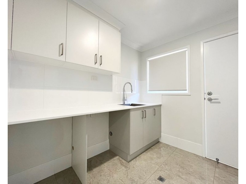 19 Breadsell Street, Carindale QLD 4152