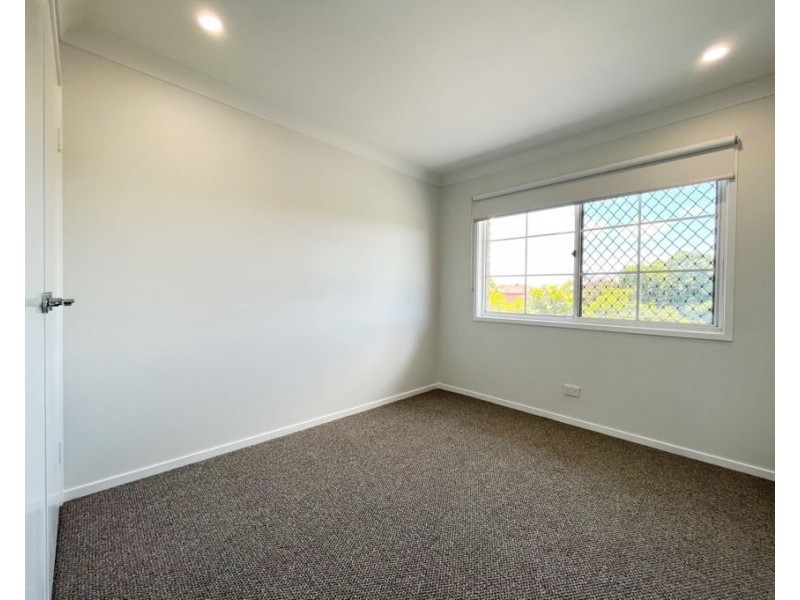 19 Breadsell Street, Carindale QLD 4152