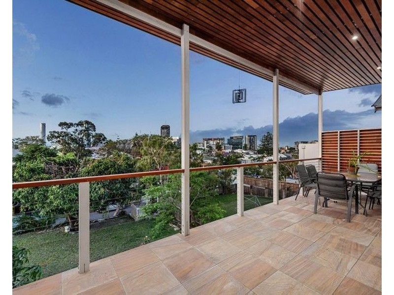 26 Chermside Street, Highgate Hill QLD 4101