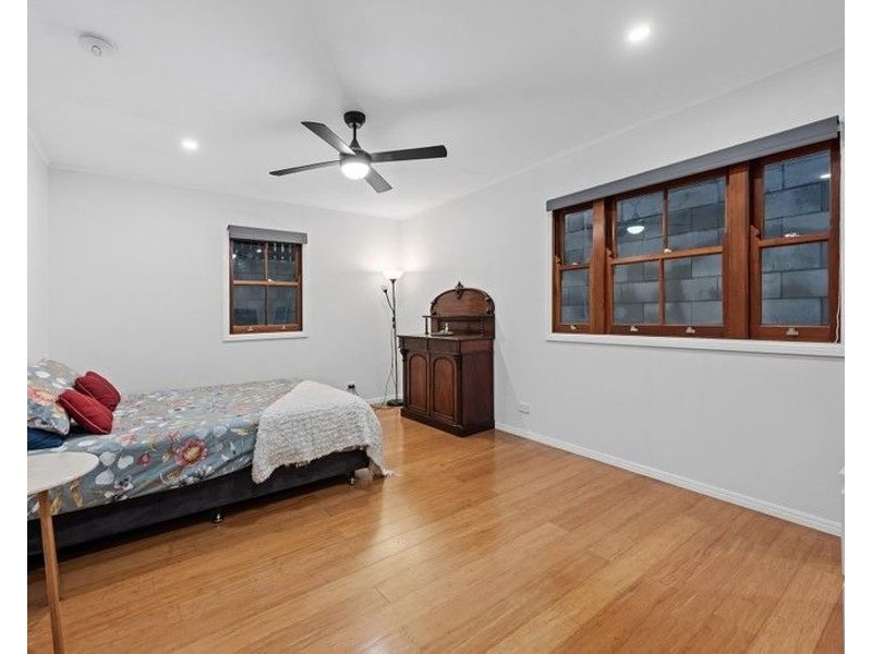 26 Chermside Street, Highgate Hill QLD 4101