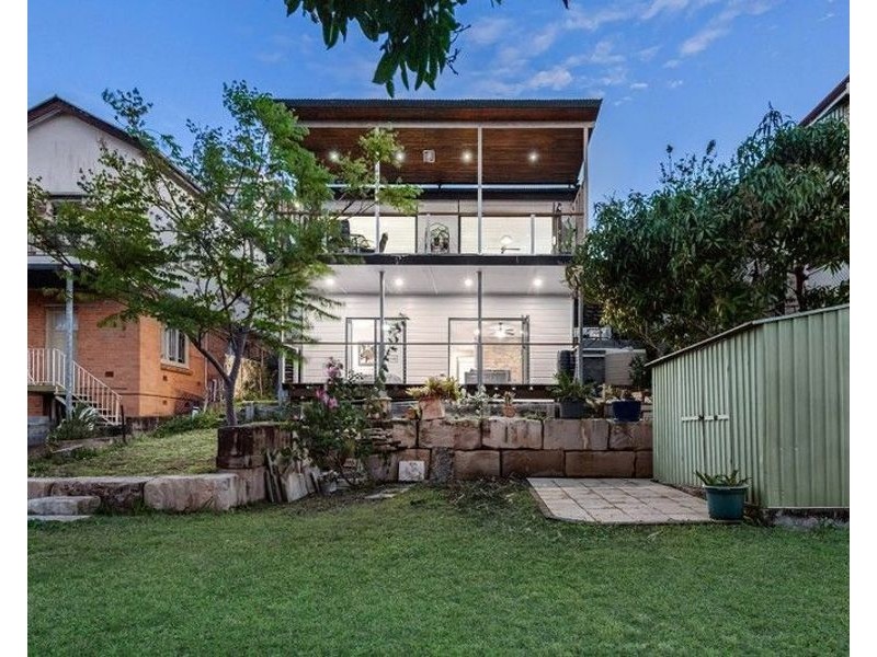 26 Chermside Street, Highgate Hill QLD 4101