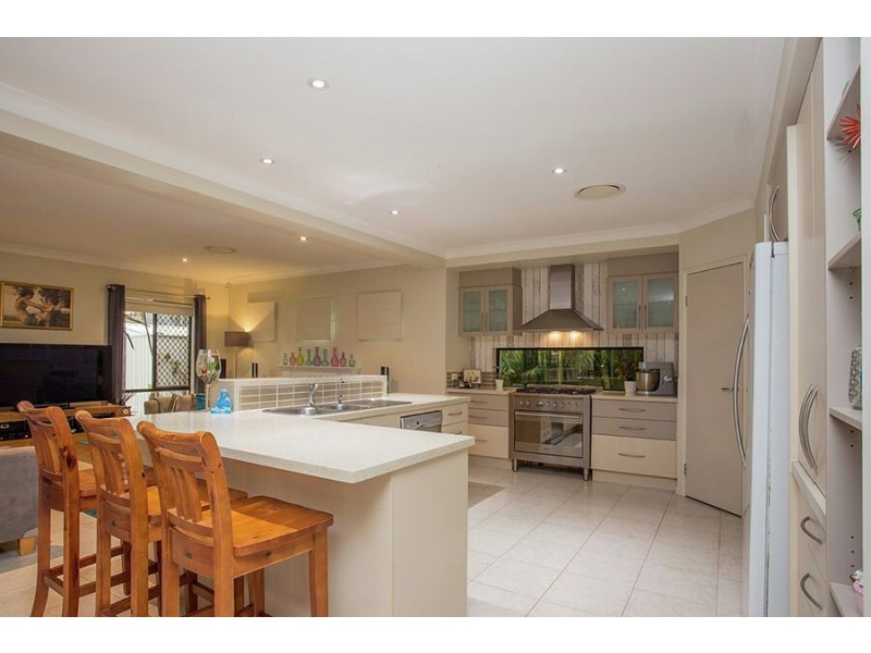 15 Lilyvale Crescent, Ormeau QLD 4208