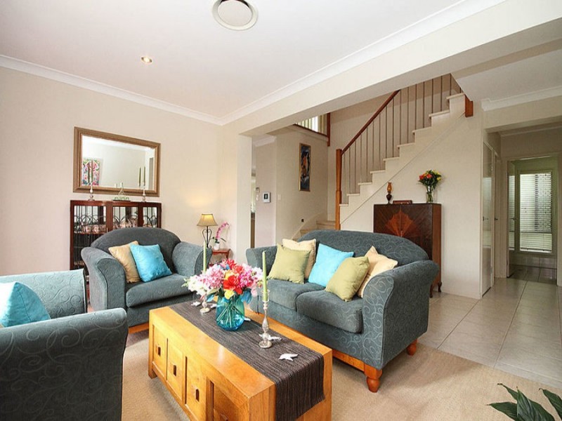 15 Lilyvale Crescent, Ormeau QLD 4208