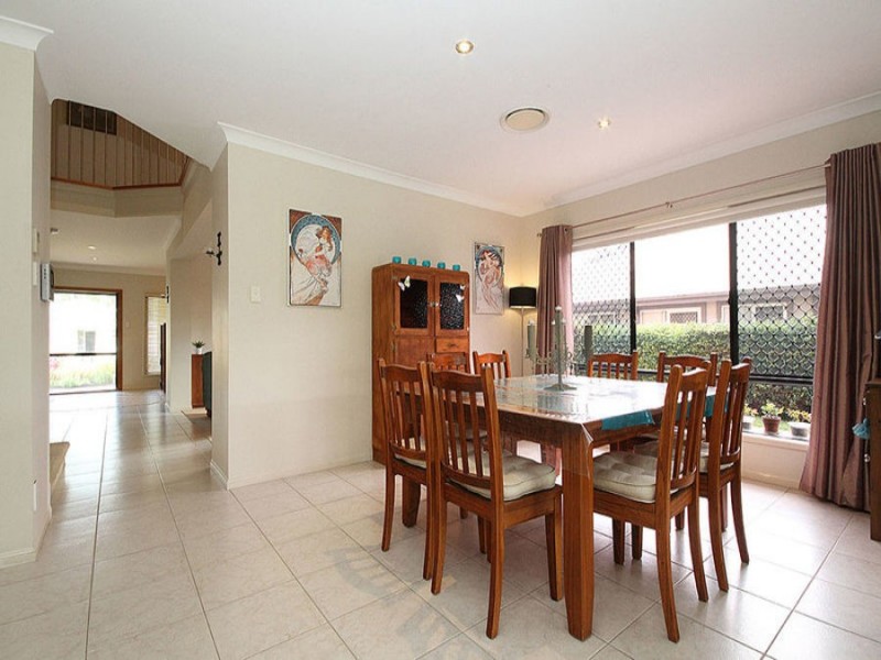 15 Lilyvale Crescent, Ormeau QLD 4208
