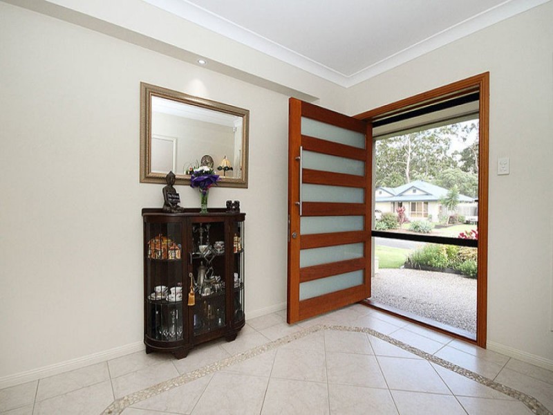 15 Lilyvale Crescent, Ormeau QLD 4208