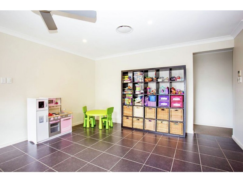 9 Watercress Street, Upper Coomera QLD 4209