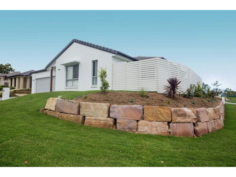 1/7 Elizabeth St, Coomera QLD 4209