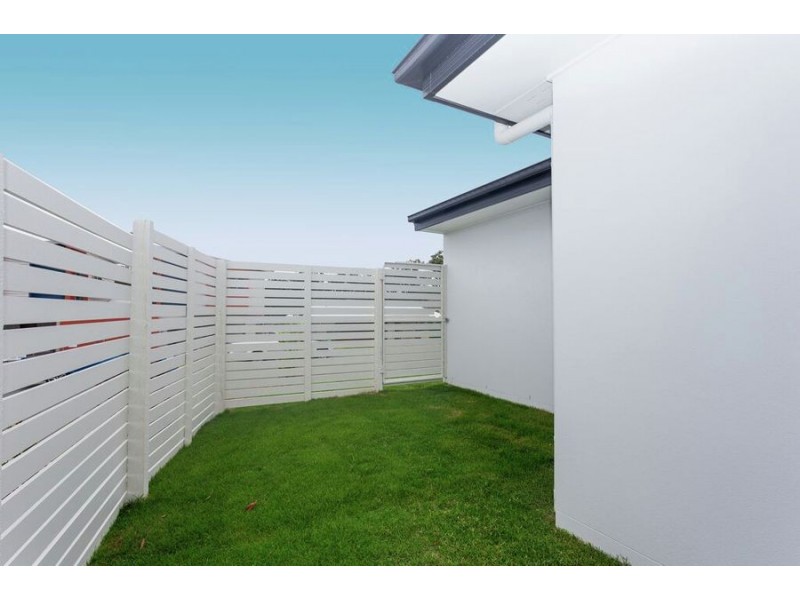 1/7 Elizabeth St, Coomera QLD 4209