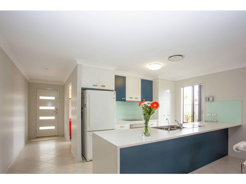 6 Regent Court, Coomera QLD 4209