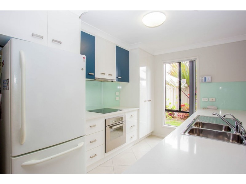 6 Regent Court, Coomera QLD 4209