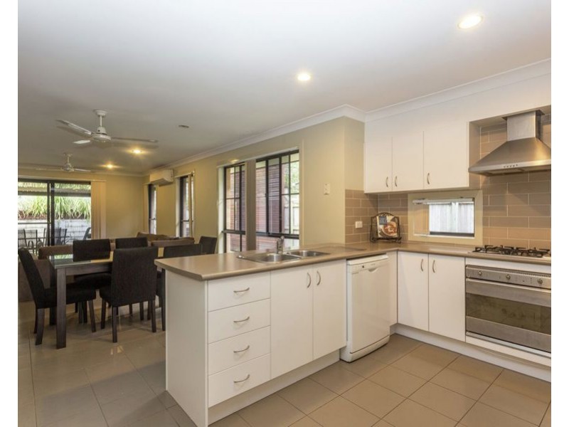 4 Spirula Street, Coomera QLD 4209