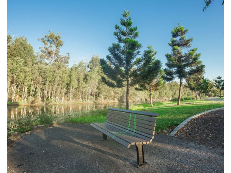 52 Silver Gull St, Coomera QLD 4209