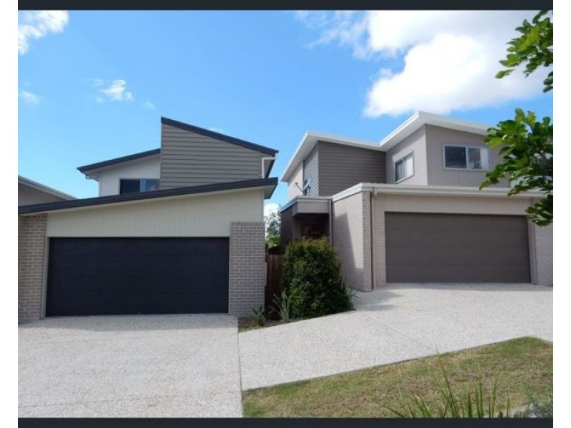 4/17 Moonlight Lane, Coomera QLD 4209