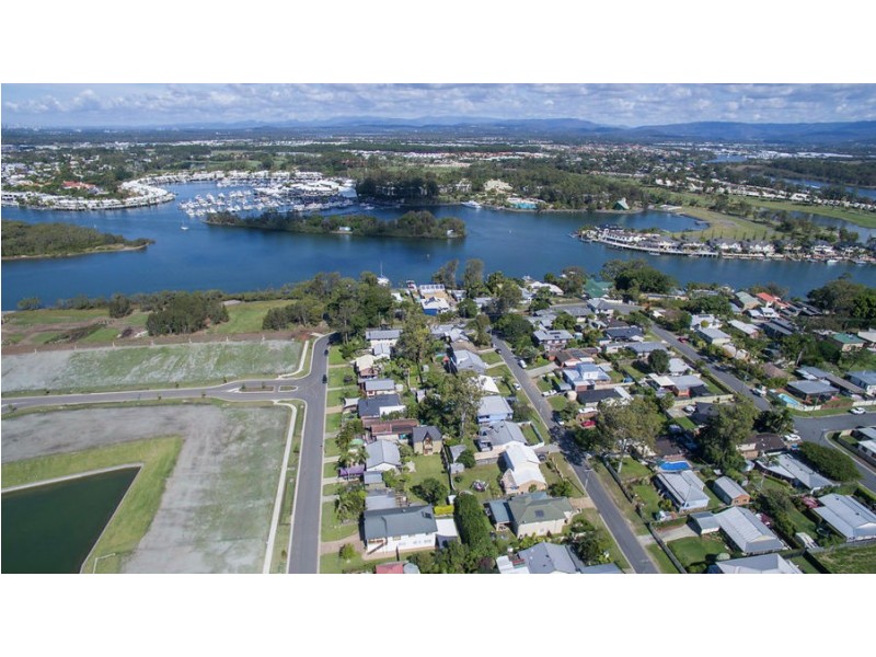 9 Aaron Street, Coomera QLD 4209