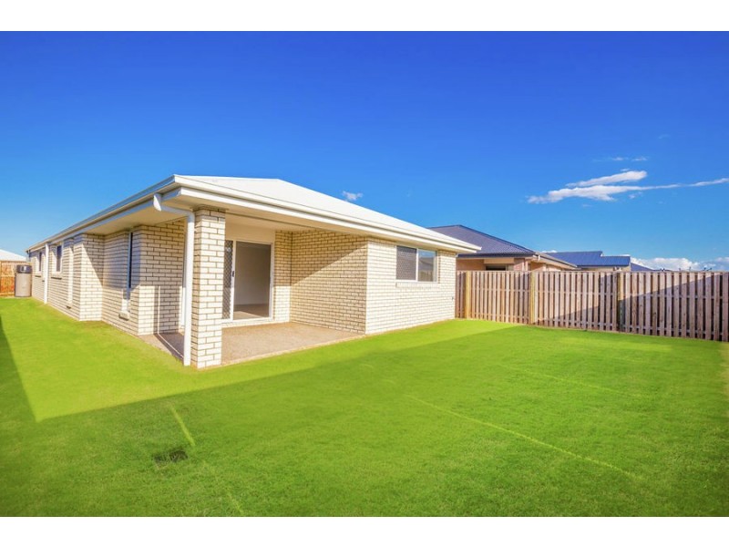 9 Kalgoorlie St, Pimpama QLD 4209