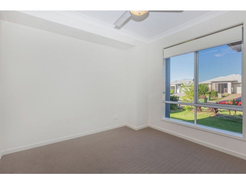 9 Kalgoorlie St, Pimpama QLD 4209